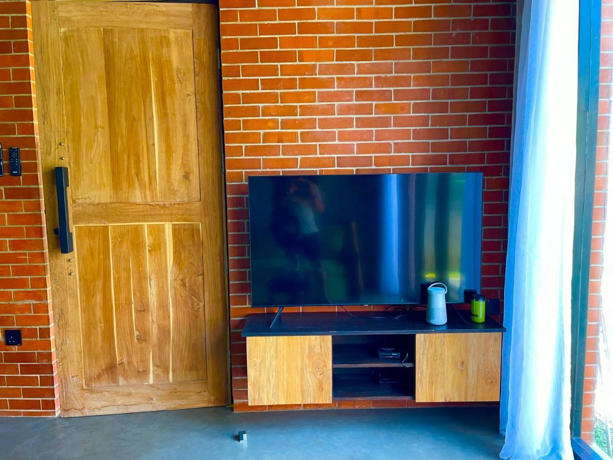 Negombo Morawala Beach Villa Ngoại thất bức ảnh